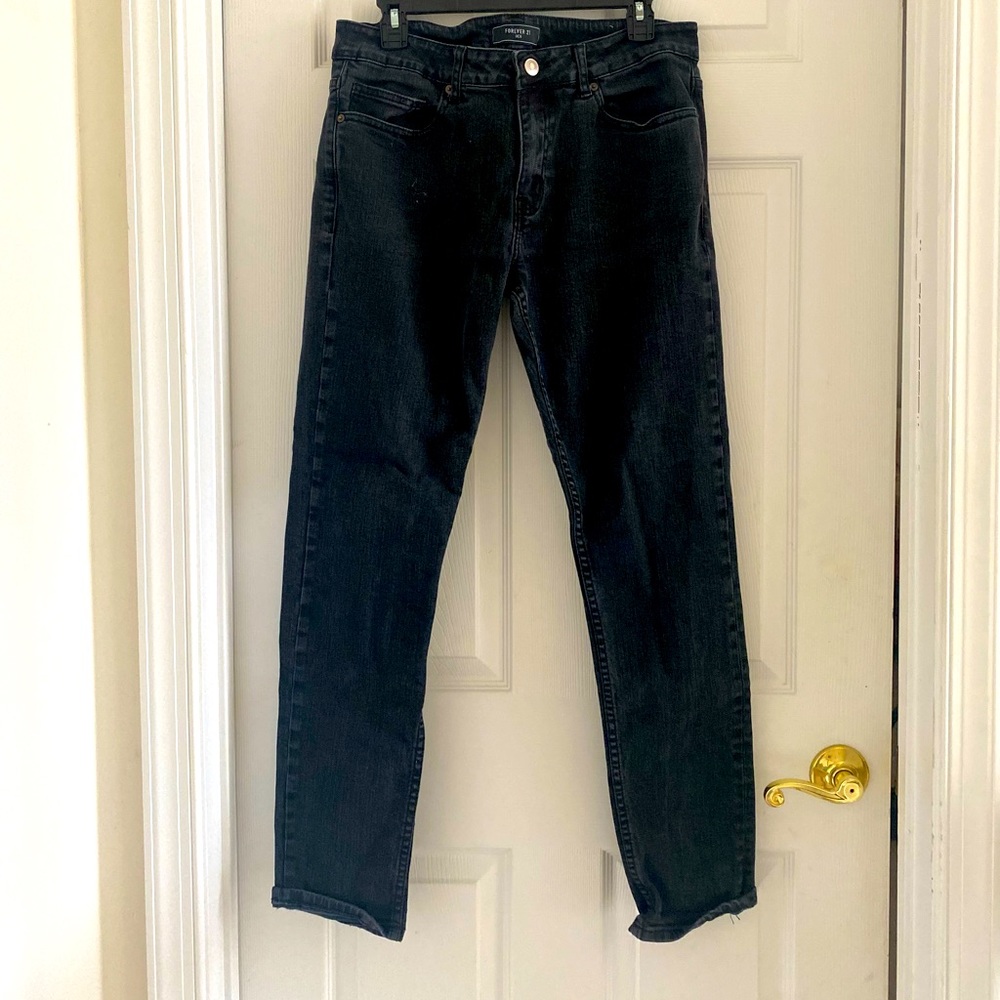 Forever 21 men’s skinny jeans black 33 X 32